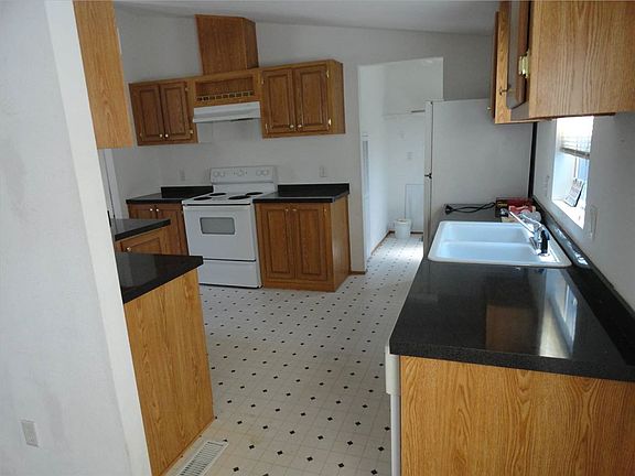5th image of 9645 W Woodland Ln
