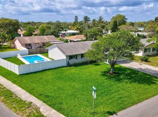 510 Kingbird Cir, Delray Beach, FL 33444