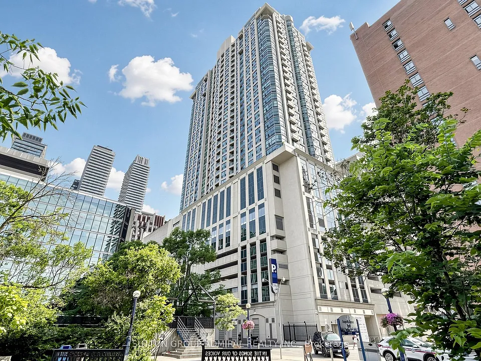 8 Park Rd #2116