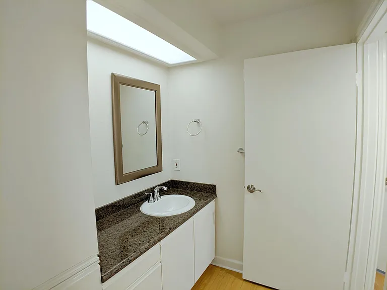 11347 Nebraska Ave — Photo 13