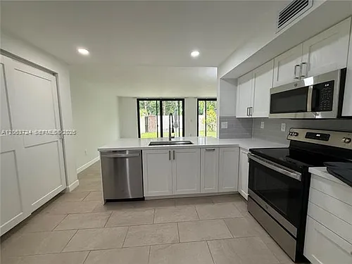 10672 SW 79th Ter #Townhouse 10672 Photo 1