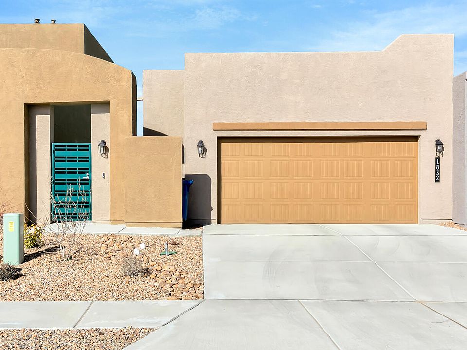 1st image of 1832 Villa Contesa Loop NW