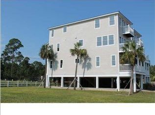 112 Anglers Rd, Carrabelle, FL 32322