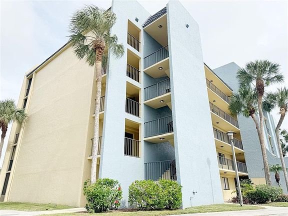 3rd image of 2788 Tennis Club Dr APT 101