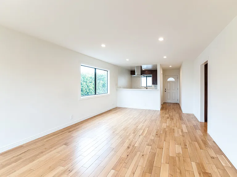 17072 Chatsworth St — Photo 1