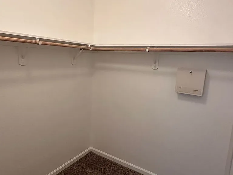 1912 Mount Whitney Ct — Photo 17