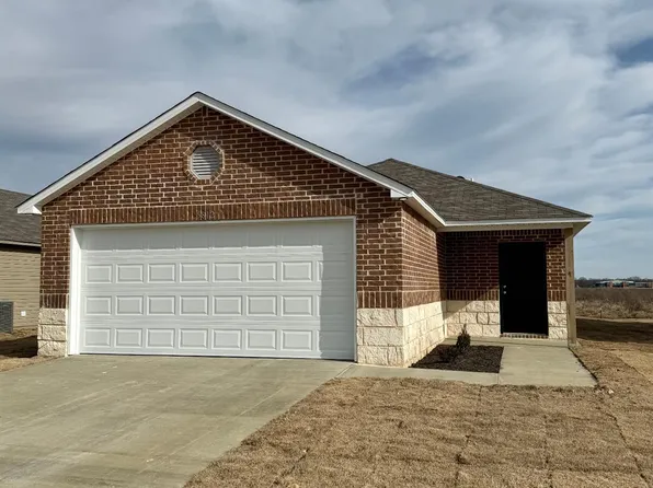 5812 Pope St, Jonesboro, AR 72404