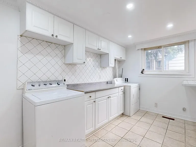 18 Mary St — Photo 11