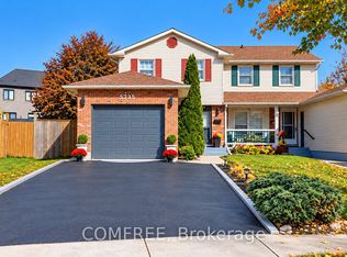 5735 Deerbrook St, Niagara Falls, ON L2G 7V7