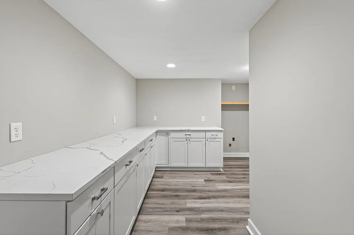 Building Photo - 7450 Ridge Creek Trl