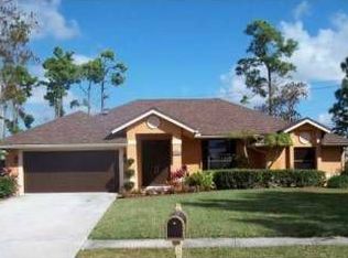 1226 Barnstaple Cir, Wellington, FL 33414
