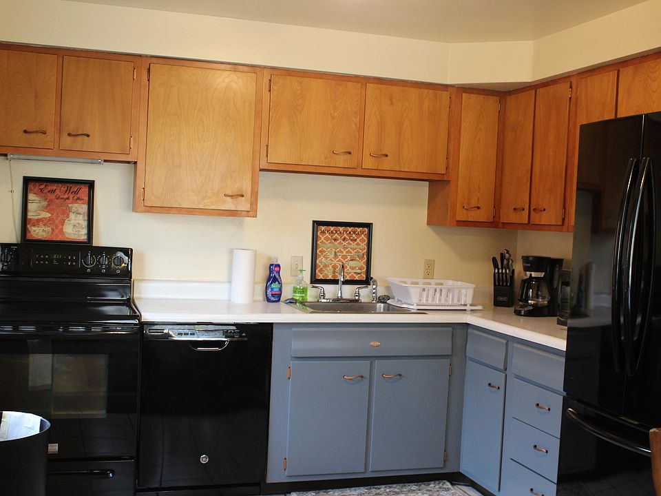 2nd image of 115 Langley Ave