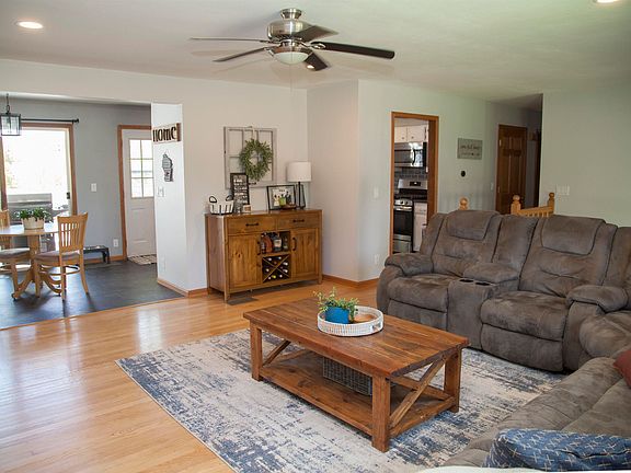 5th image of 113 Grimstad Dr