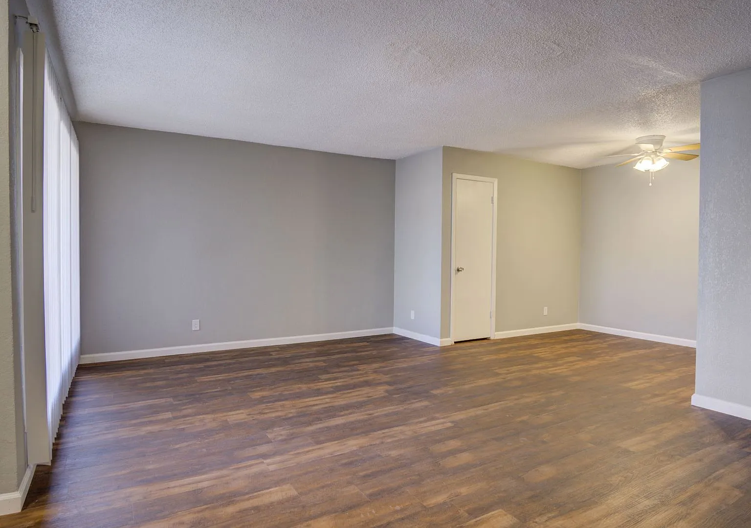 Wornall Place Apartments — Photo 3