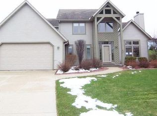 311 Ryan Ct, West Bend, WI 53095
