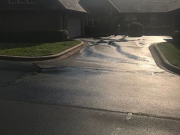 4th image of 801 Fox Den Ct