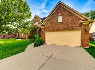 16814 Benwick Dr, Sugar Land, TX 77498