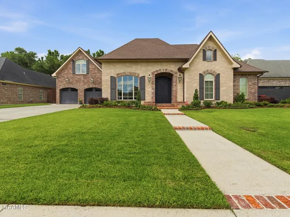 113 Grandview Terrace Dr, Youngsville, LA 70592