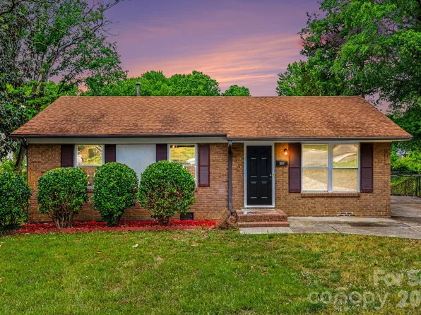 603 Dobson Dr, Charlotte, NC 28213