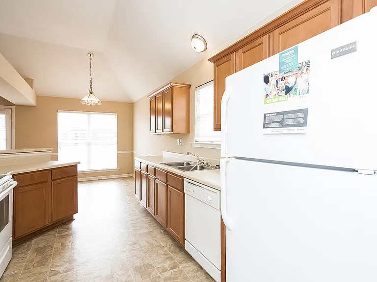 5400 Milton Ridge Dr — Photo 8