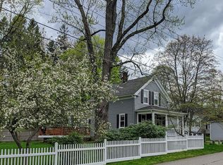 7 Cassidy Ln, Medway, MA 02053