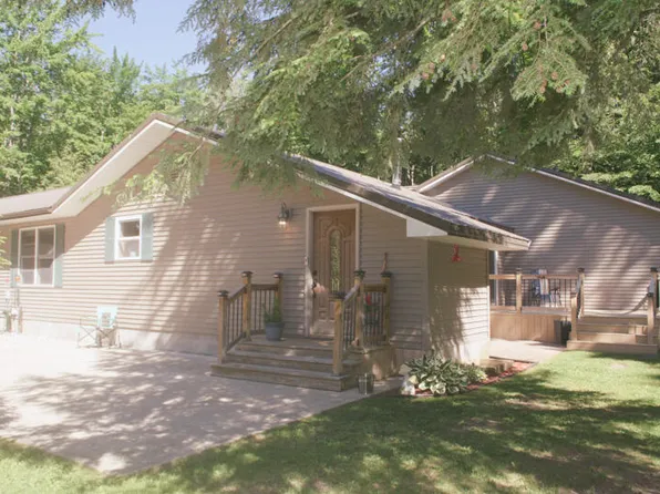 5550 Tall Timber Trl, Gaylord, MI 49735