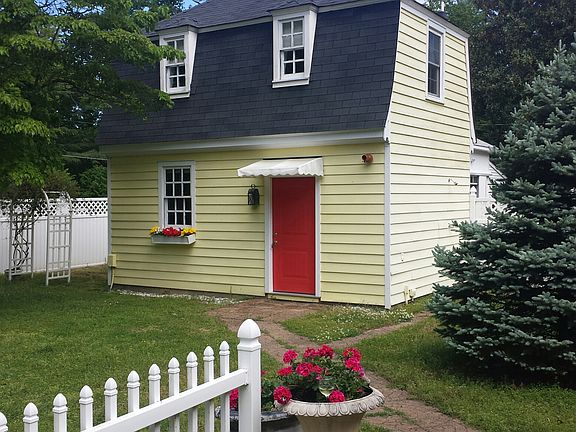 Cottage or office space