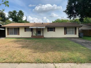 4808 Dahlia Ln, Victoria, TX 77904