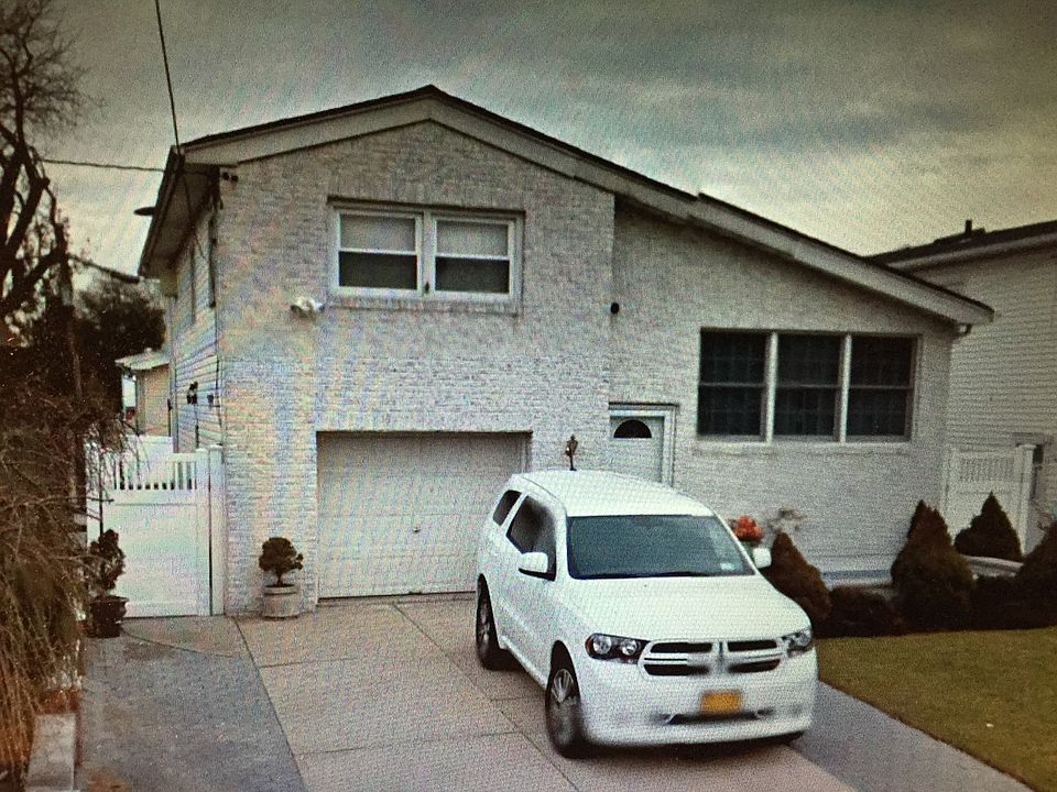 1st image of 15923 90th St