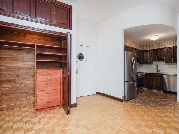 10 Bay Street Landing image 14 of 24