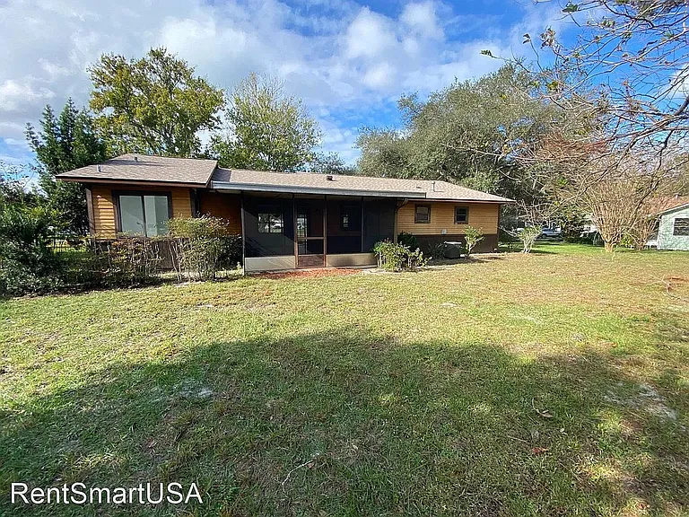 35 Aberdeen Cir — Photo 1