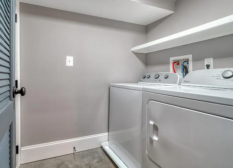 807 Light St #A — Photo 9