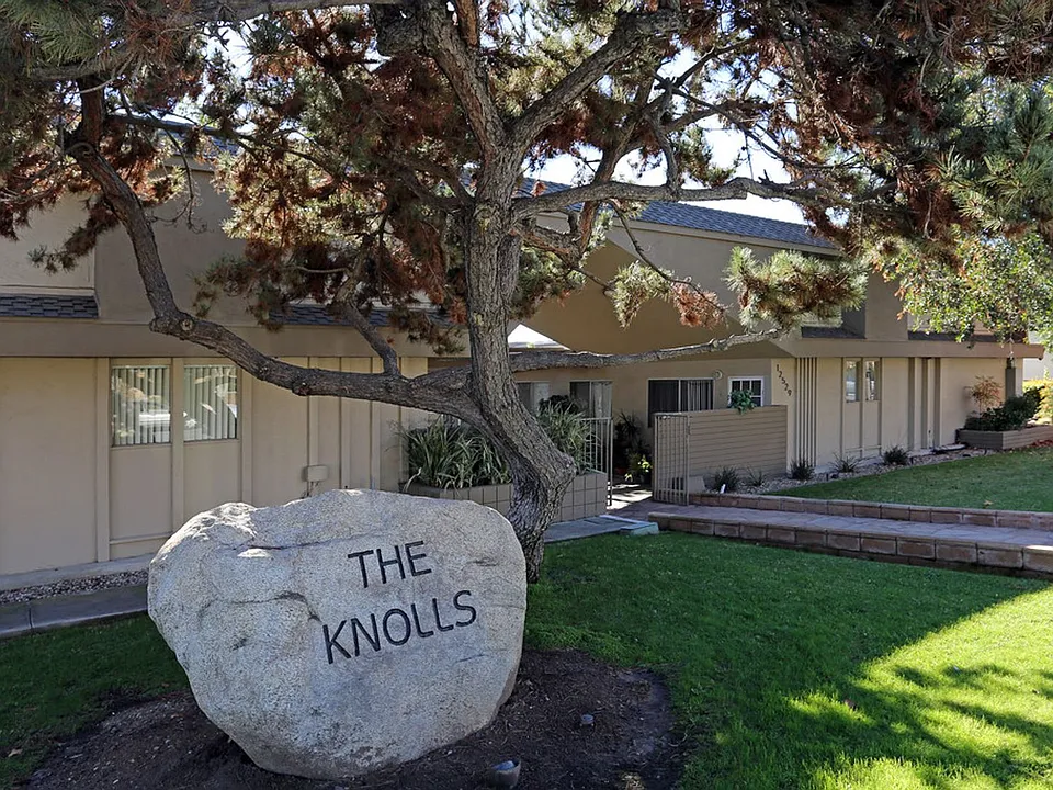12529 Oak Knoll Rd