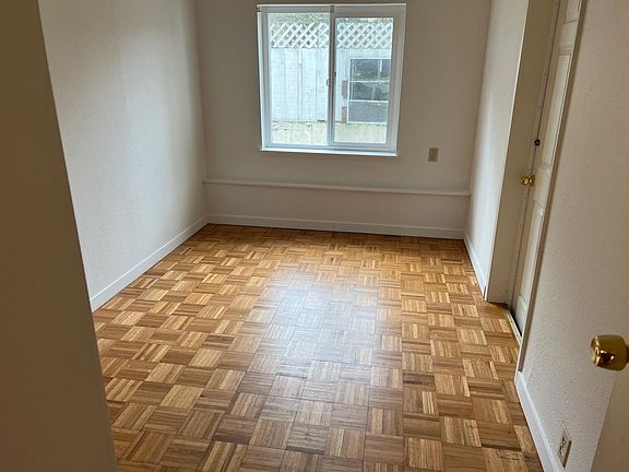 4th image of 355 27th Ave