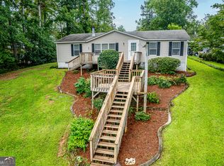 231 Lakeshore Dr, Eatonton, GA