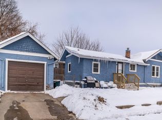 202 N 16th St, Marshalltown, IA 50158