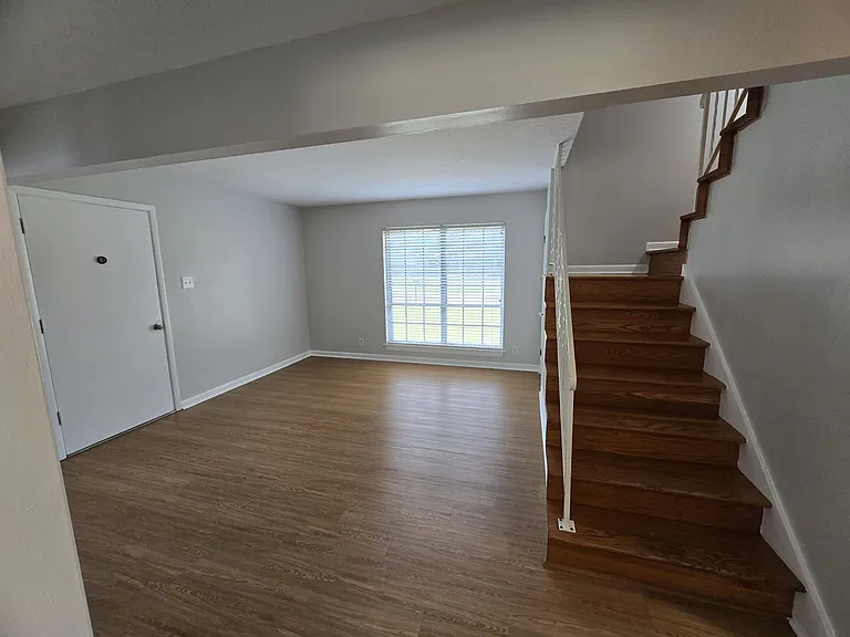 2503 Convent Ave — Photo 3