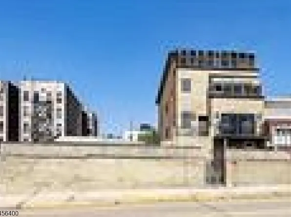 344 Paterson Plank Rd BLDG 344 #2, Jersey City, NJ 07307