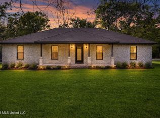 9281 Liberty Rd, Biloxi, MS 39532