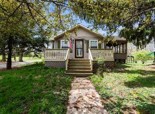 2301 S Andrews Rd, Yorktown, IN 47396