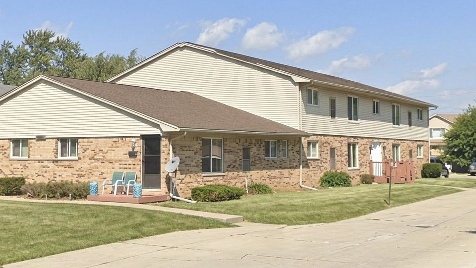 1st image of 16481 E Ten Mile Rd APT 2