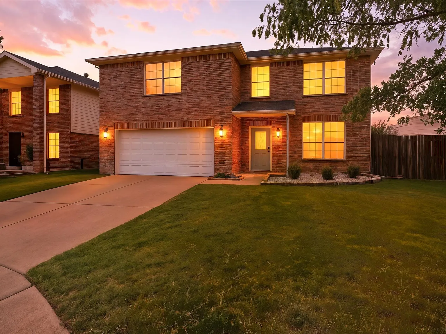 5 bed, 3470 sqft, $3,350 — Photo 3