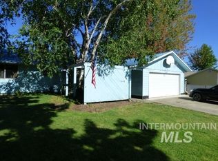 1203 3rd St, Clarkston, WA 99403