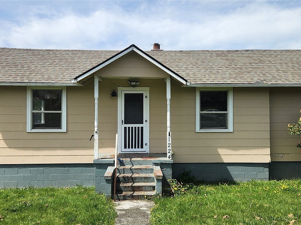 1st image of 1224 Maple Street