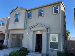 8176 Creeping Willow Ln, Sacramento, CA