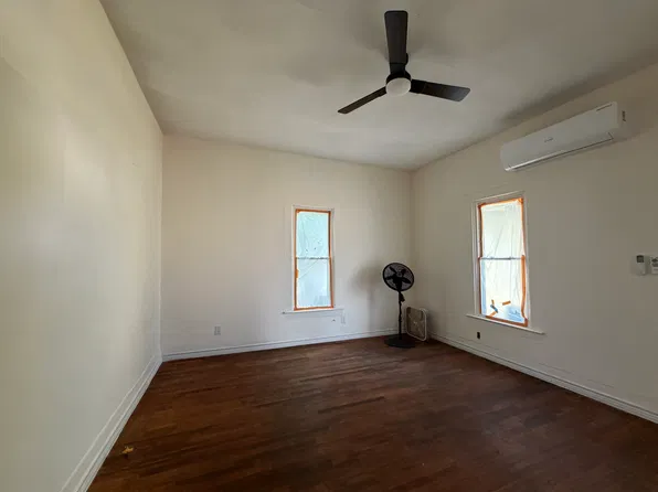 812 W Morgan St, Denison, TX 75020