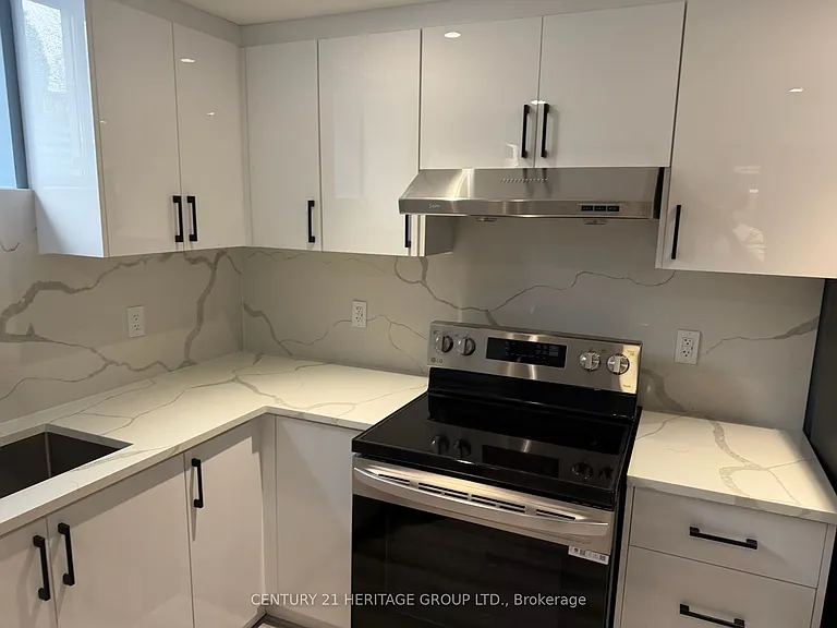 118 Sunridge St — Photo 19