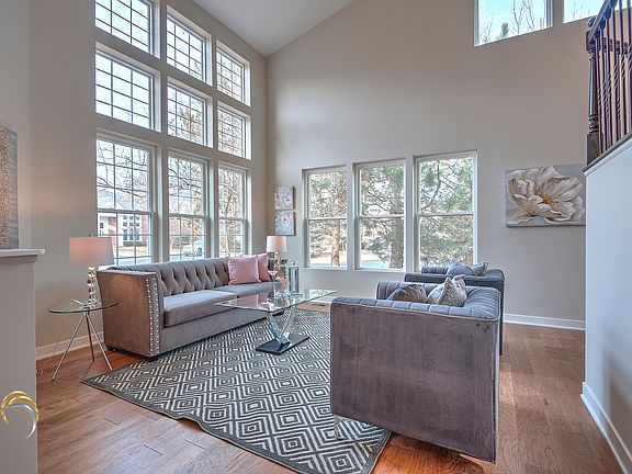 5th image of 14472 Twin Lakes Ct