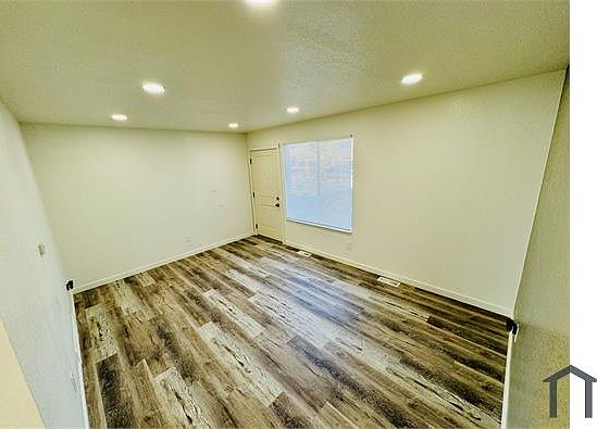 3rd image of 86 Lansing St