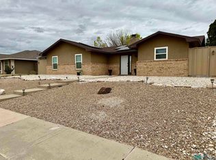 1031 Ivy Dr, Roswell, NM 88203